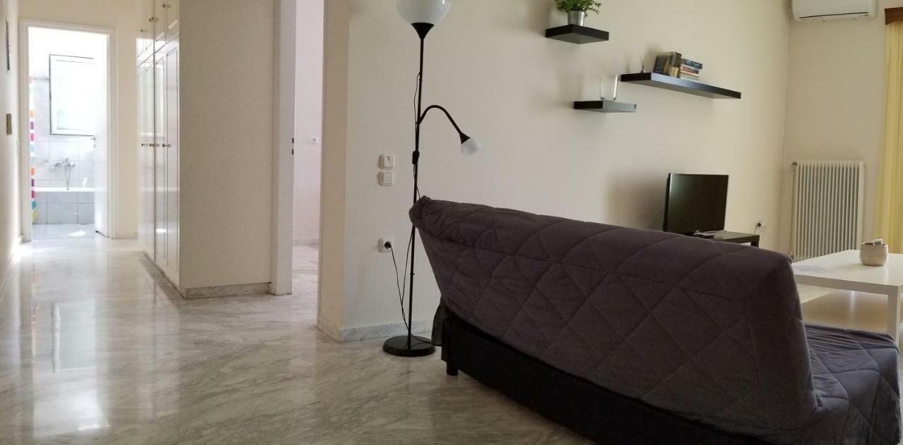 Galini Apartment Loutraki  Exterior photo